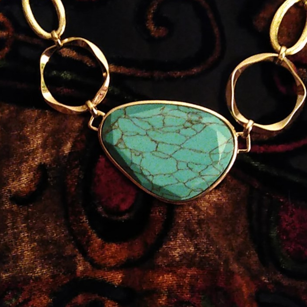 Avon statement necklace - Picture 2 of 5